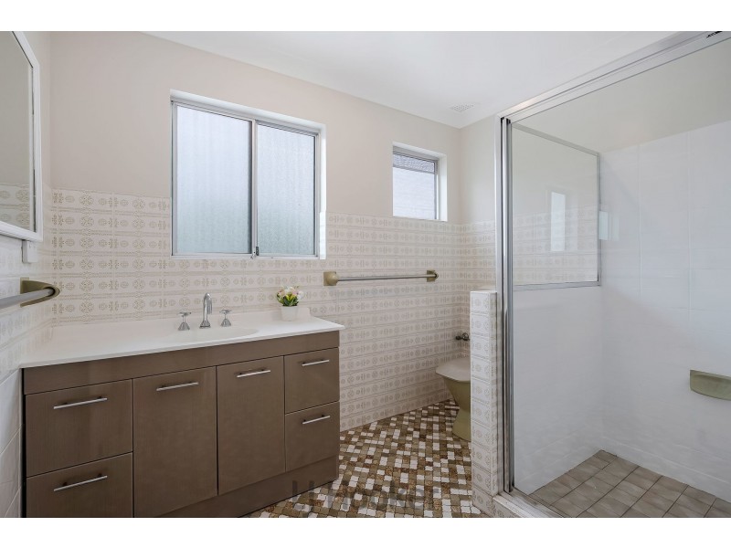 18B Rosemary Row, Rathmines NSW 2283