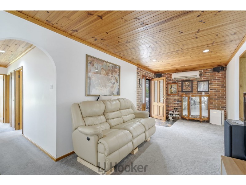 35 Rosemary Row, Rathmines NSW 2283