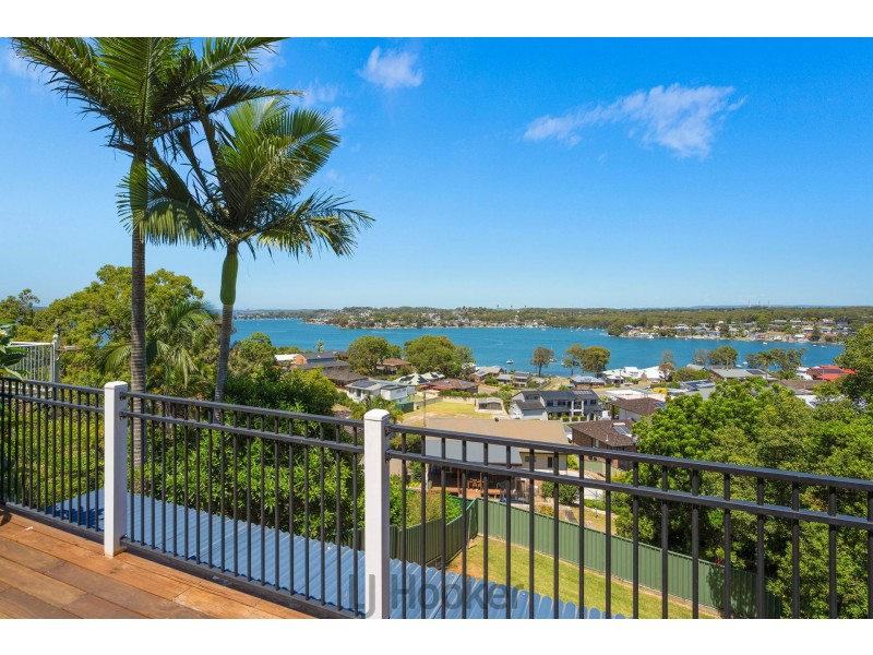 40 Sunlight Parade, Fishing Point NSW 2283