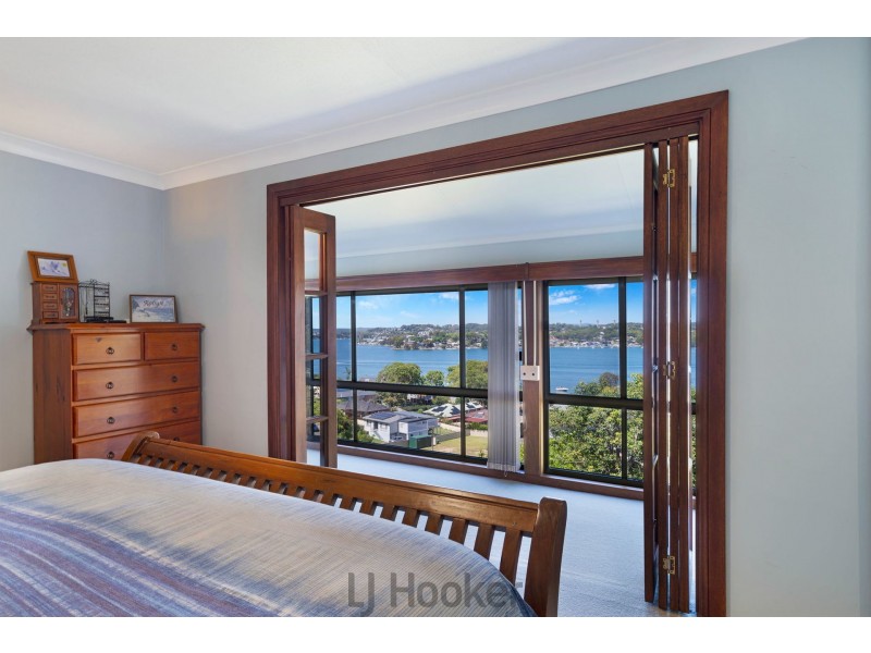 40 Sunlight Parade, Fishing Point NSW 2283