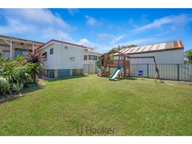51 Turnbull Street, Fennell Bay NSW 2283