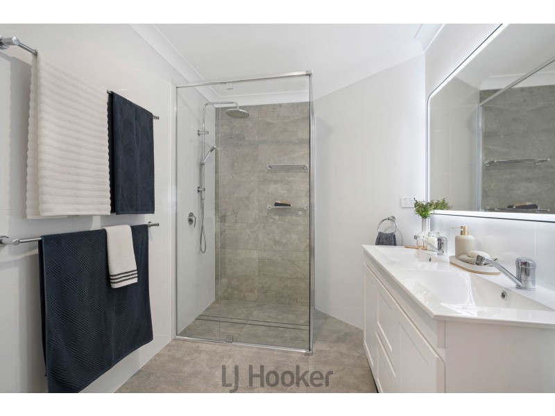 2a Wattle Street, Bolton Point NSW 2283