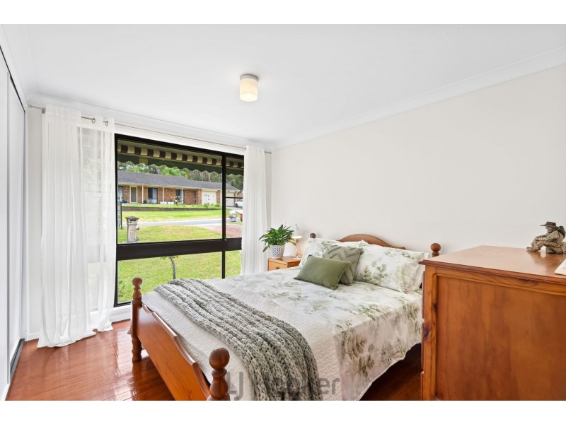 14 Carlisle Row, Fishing Point NSW 2283