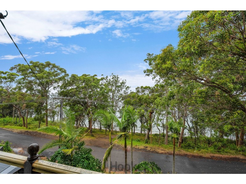 41 Beach Road, Wangi Wangi NSW 2267