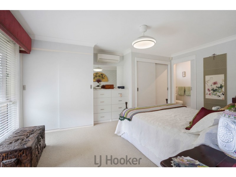 23 Fremantle Drive, Woodrising NSW 2284