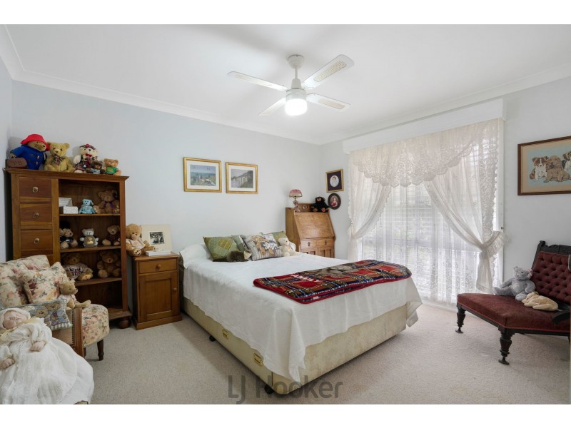 23 Fremantle Drive, Woodrising NSW 2284