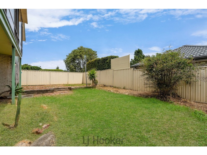 54 Middle Point Road, Bolton Point NSW 2283