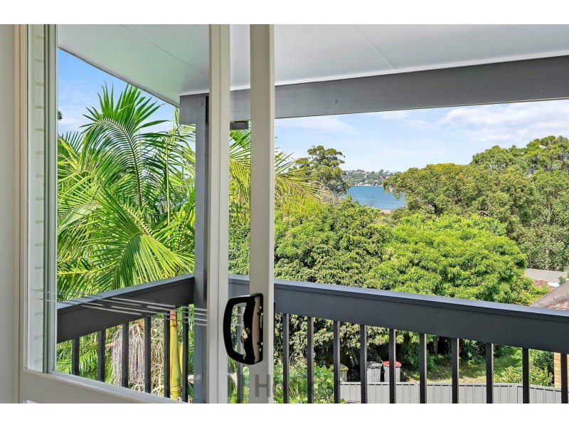 15 Rofe Street, Coal Point NSW 2283