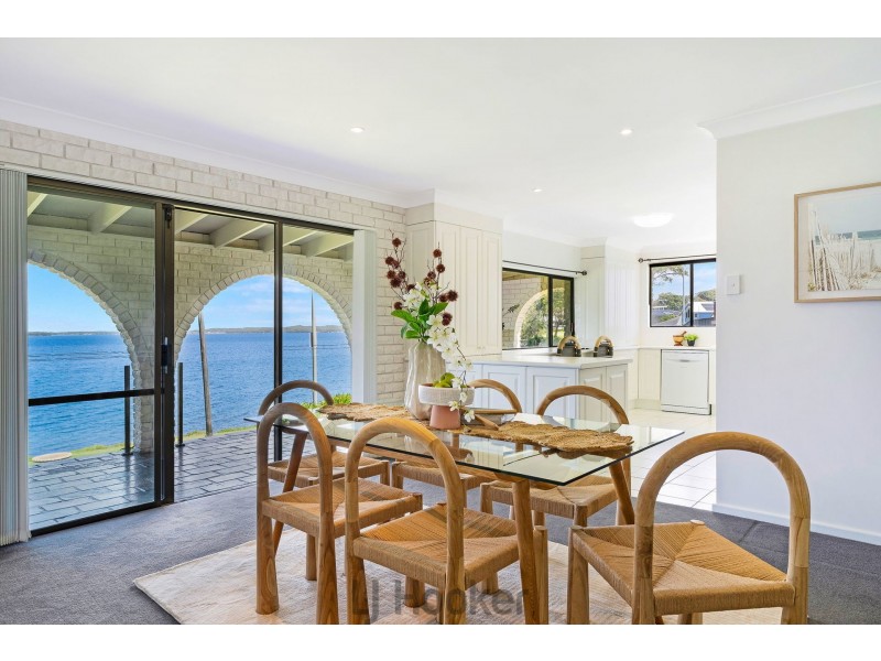 132 Dobell Drive, Wangi Wangi NSW 2267