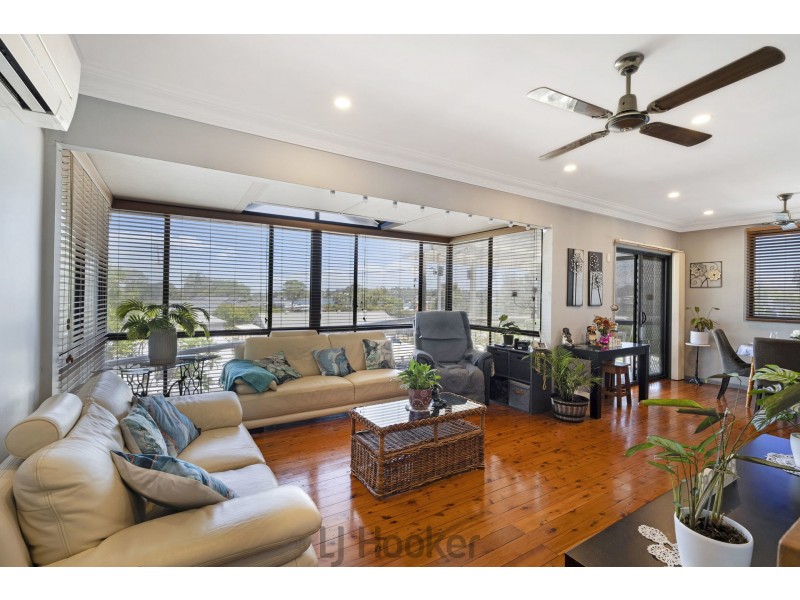 19 Carlisle Row, Fishing Point NSW 2283