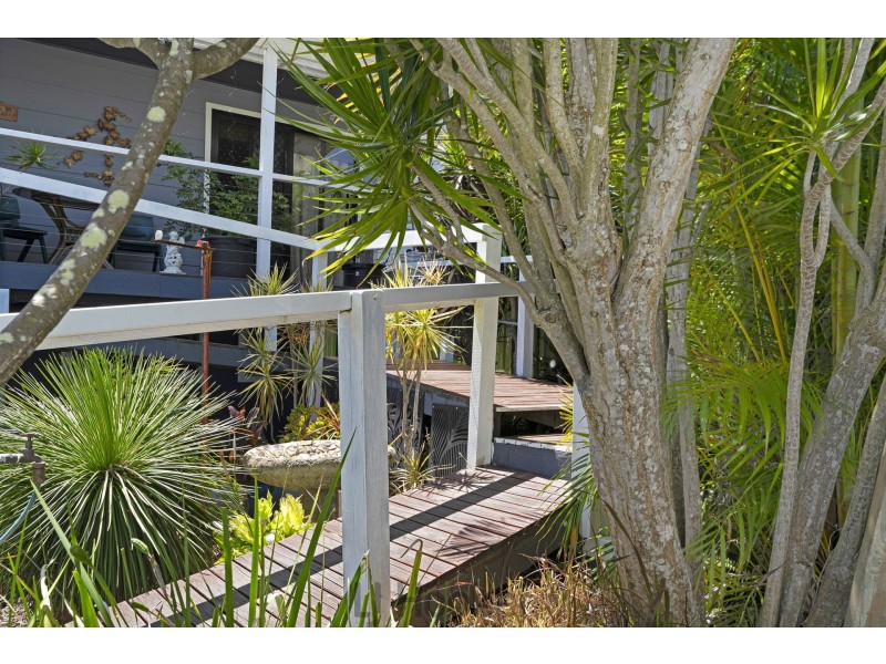 19 Carlisle Row, Fishing Point NSW 2283