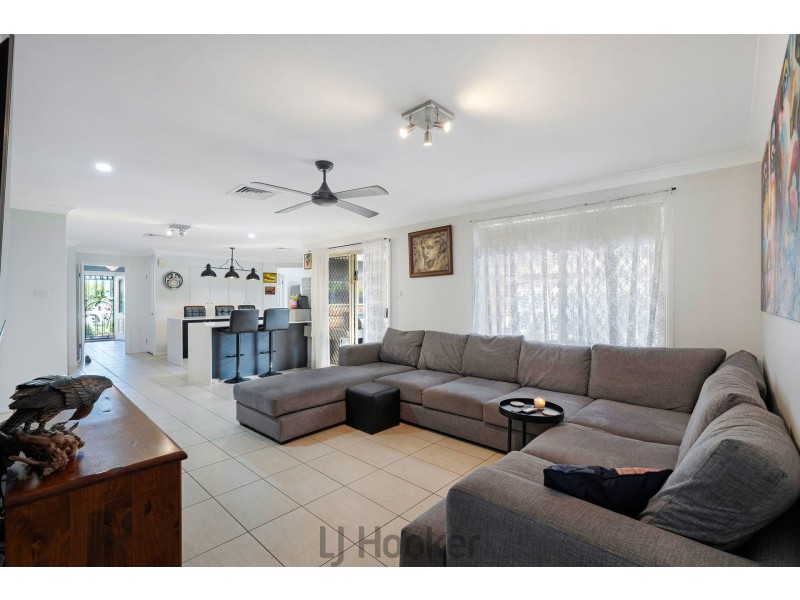 26 Hilldale Drive, Cameron Park NSW 2285