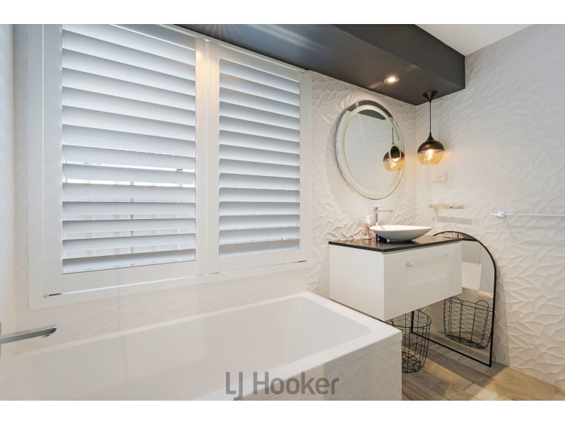 26 Hilldale Drive, Cameron Park NSW 2285
