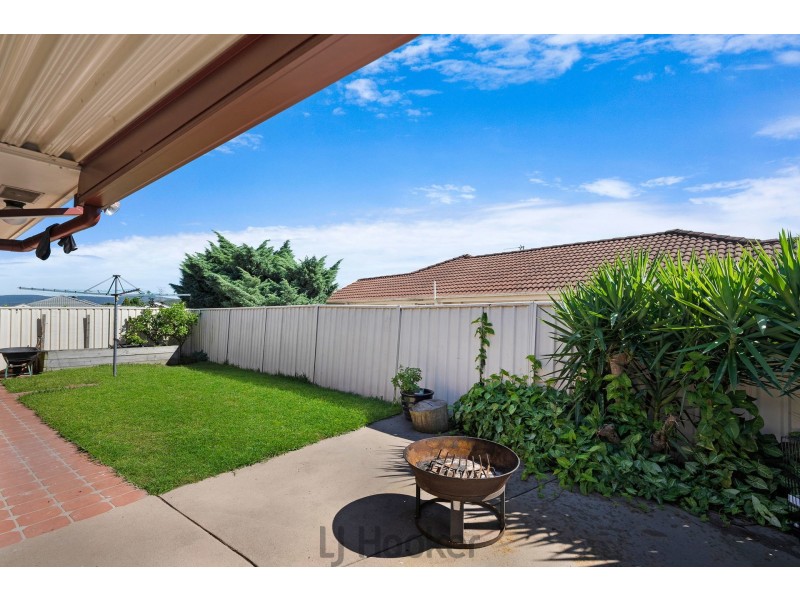 26 Hilldale Drive, Cameron Park NSW 2285