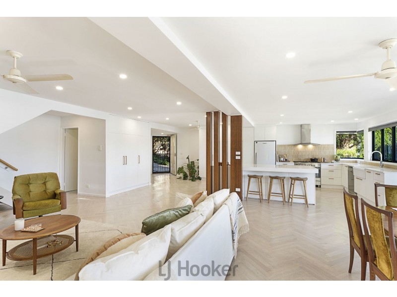 72 Sealand Road, Fishing Point NSW 2283