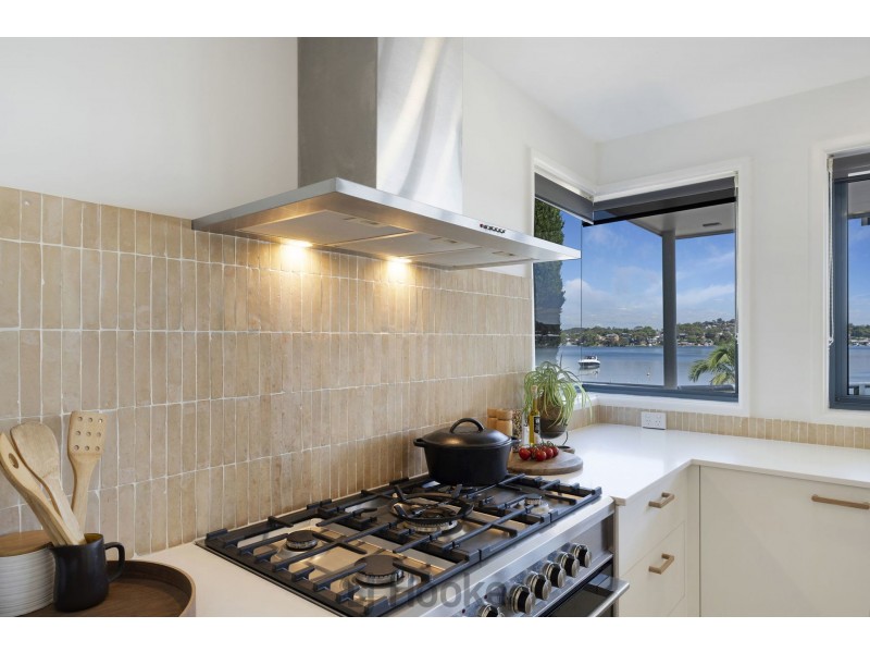 72 Sealand Road, Fishing Point NSW 2283