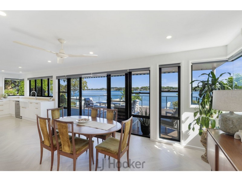 72 Sealand Road, Fishing Point NSW 2283