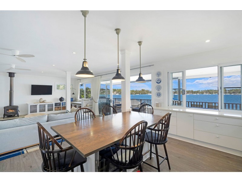 77 Alexander Parade, Arcadia Vale NSW 2283