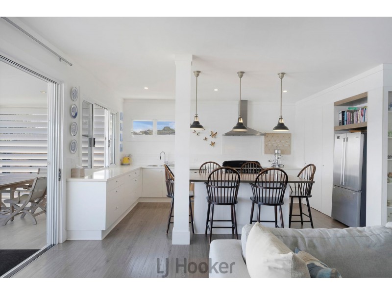 77 Alexander Parade, Arcadia Vale NSW 2283