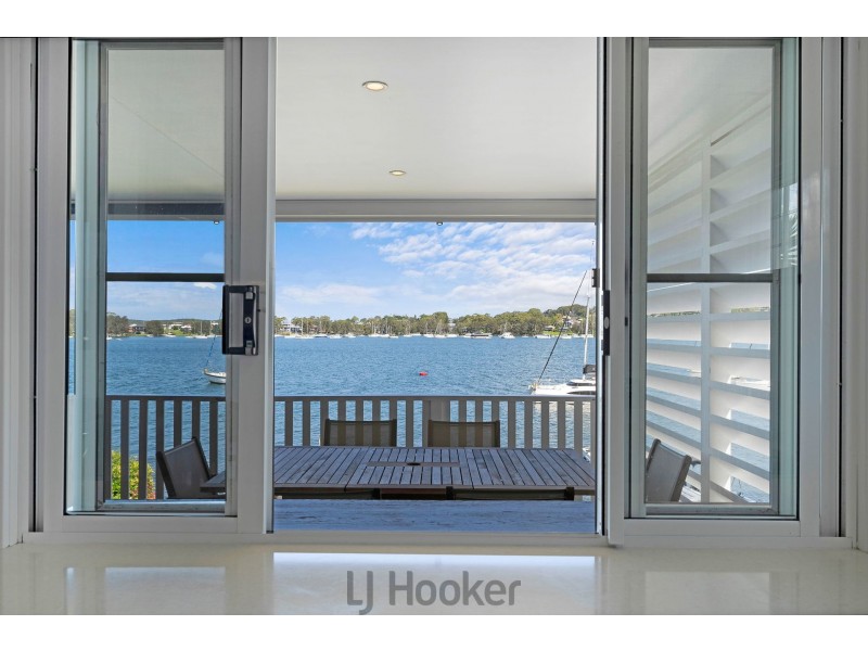 77 Alexander Parade, Arcadia Vale NSW 2283