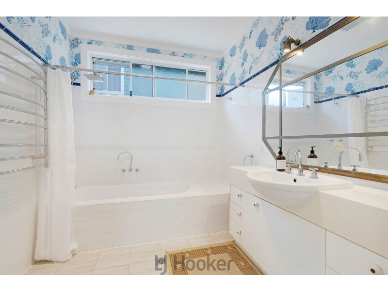 77 Alexander Parade, Arcadia Vale NSW 2283