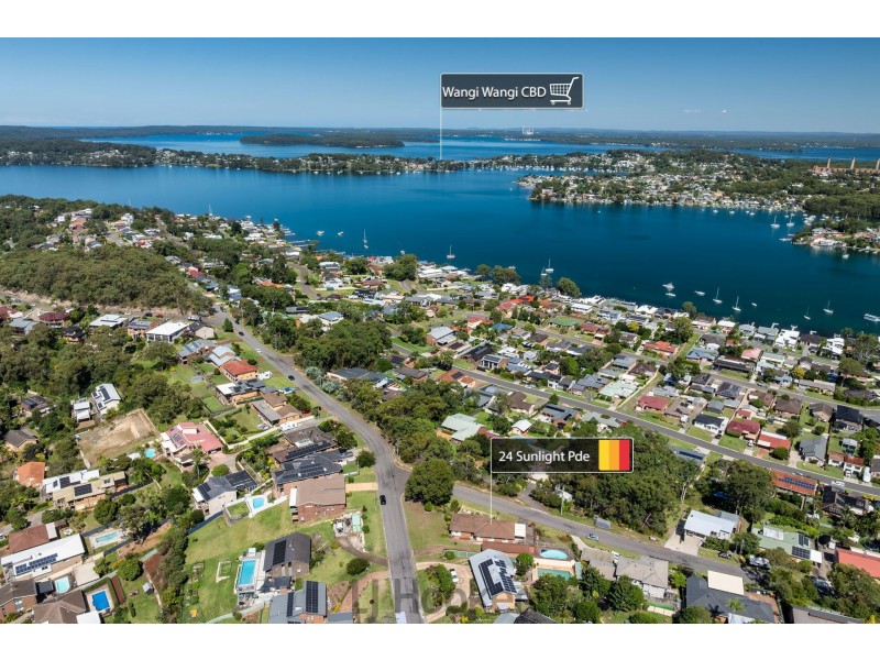 24 Sunlight Parade, Fishing Point NSW 2283