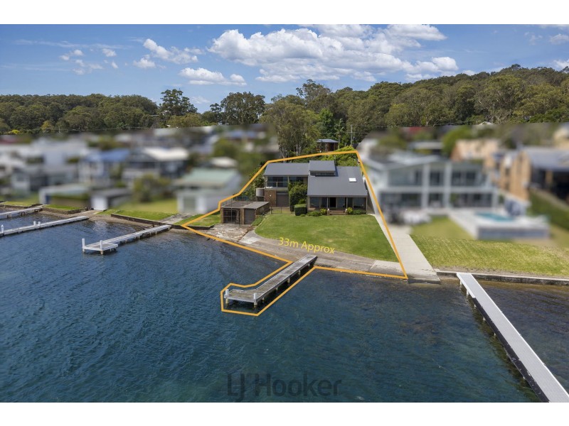 277 Coal Point Road, Coal Point NSW 2283