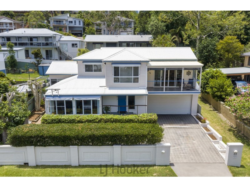 37 Sealand Road, Fishing Point NSW 2283