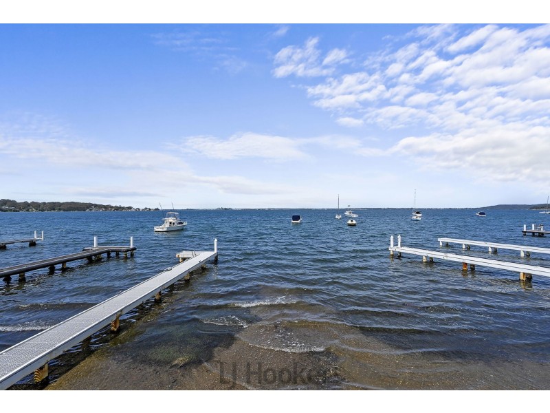 177 Fishing Point Road, Fishing Point NSW 2283