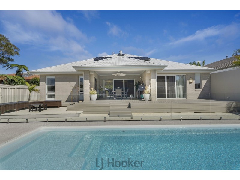 32 Earswick Crescent, Buttaba NSW 2283