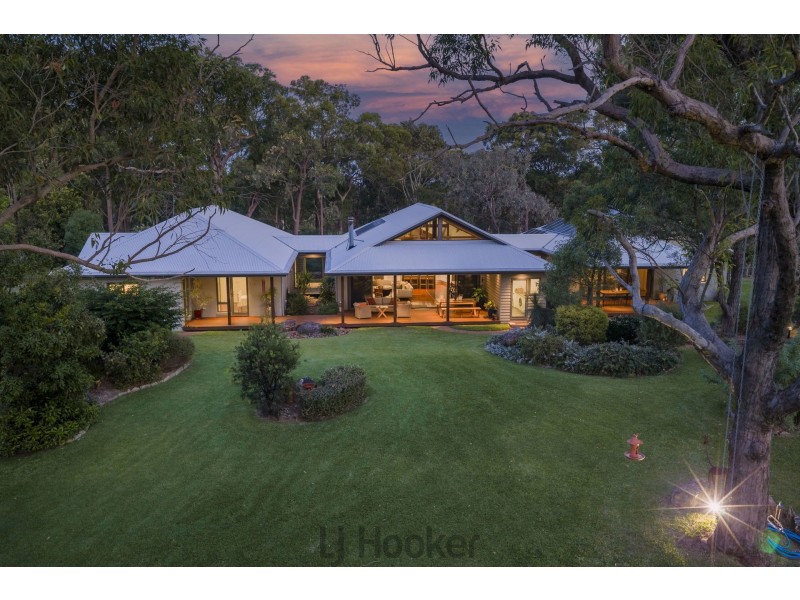 5 Centennial Parkway, Kilaben Bay NSW 2283