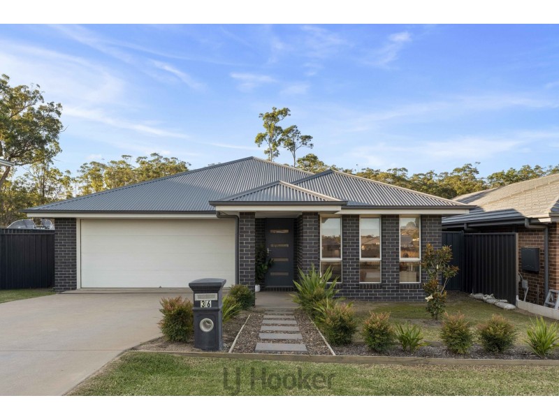 36 Fred Avery Drive, Buttaba NSW 2283