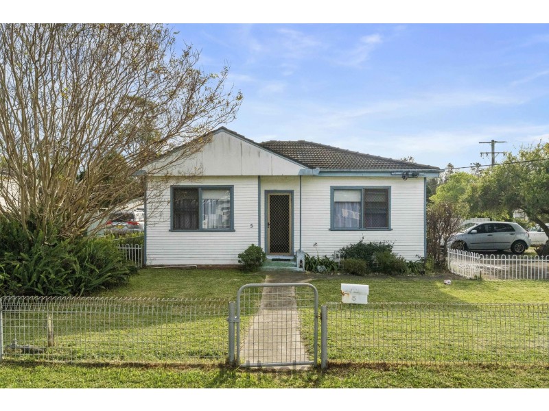 5 Galbraith Avenue, Toronto NSW 2283