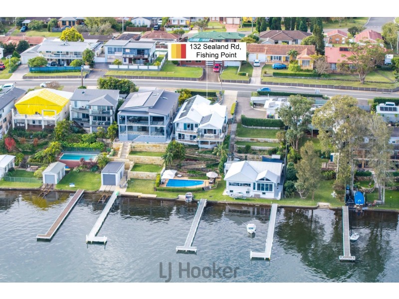 132 Sealand Road, Fishing Point NSW 2283