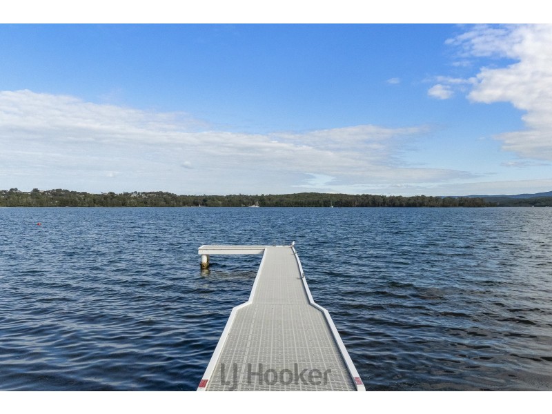 12 Alkira Street, Coal Point NSW 2283
