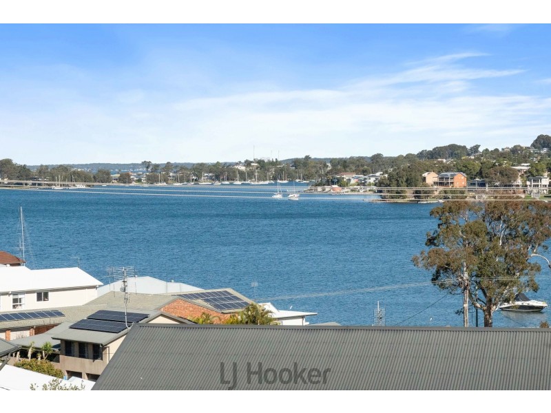 15 Hereford Rise, Fishing Point NSW 2283