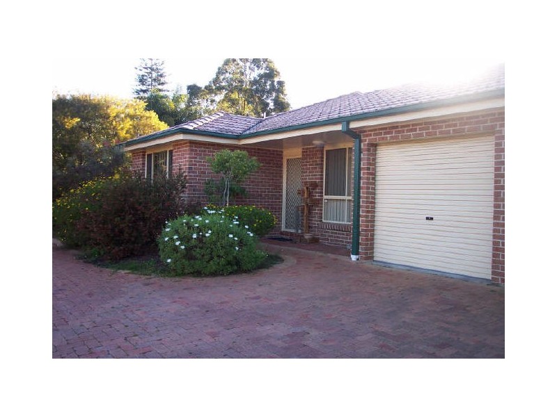 11 Oakhampton Court, Carey Bay NSW 2283