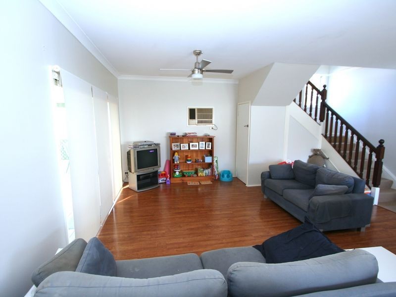 178 Coal Point Road, Coal Point NSW 2283