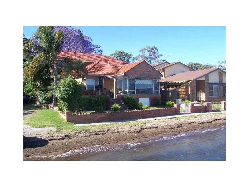 Eleebana NSW 2282