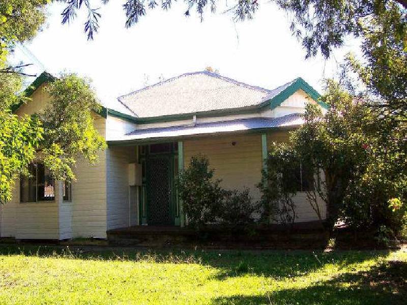 35 Thorne Street, Toronto NSW 2283
