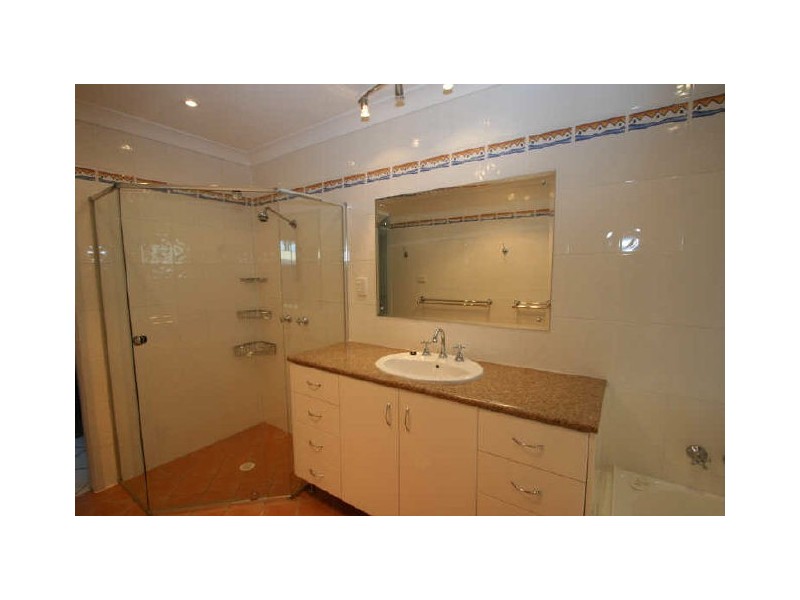 125 Coal Point Road, Coal Point NSW 2283