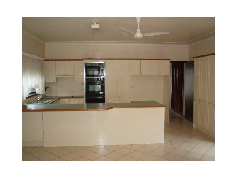 335 Coal Point Road, Coal Point NSW 2283
