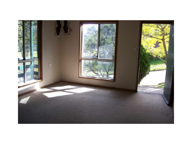 17 Threlkeld Drive, Bolton Point NSW 2283