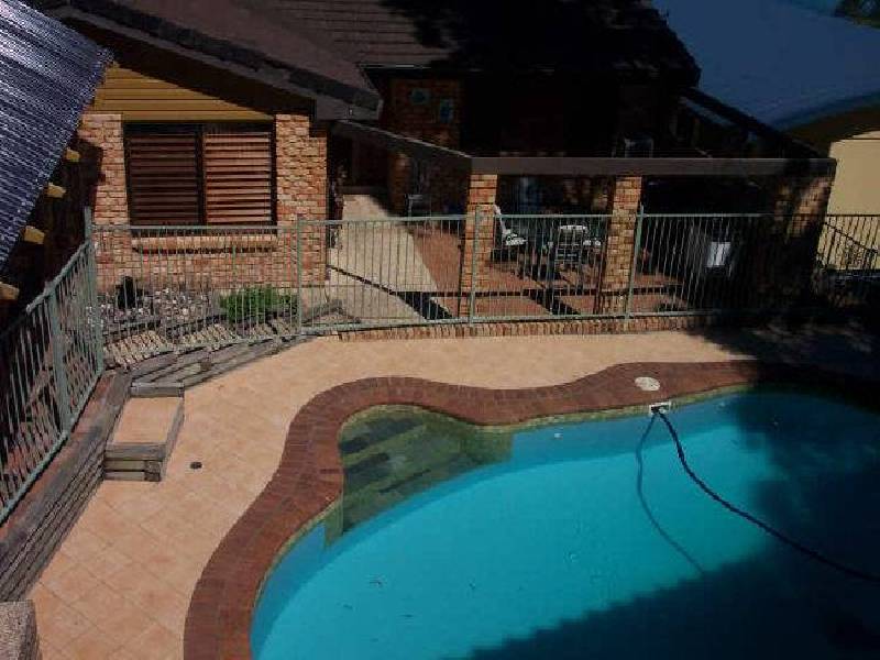 21 Coal Point Road, Coal Point NSW 2283