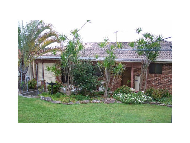 82 Rosemary Row, Rathmines NSW 2283