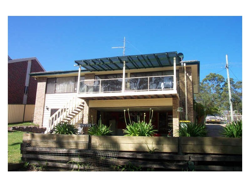 85 The Ridgeway, Bolton Point NSW 2283