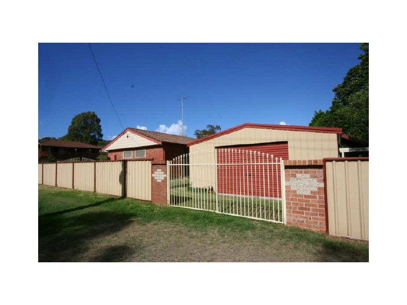 2 Angela Close, Carey Bay NSW 2283