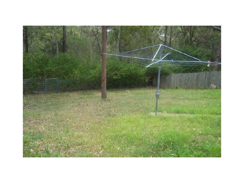 19 The Ridgeway, Bolton Point NSW 2283
