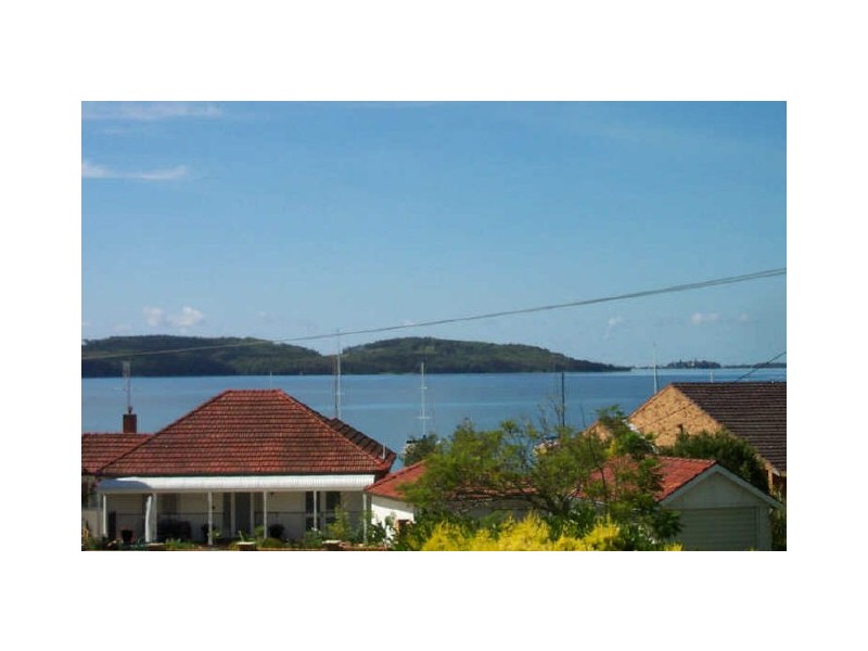 12 Renwick Street, Toronto NSW 2283