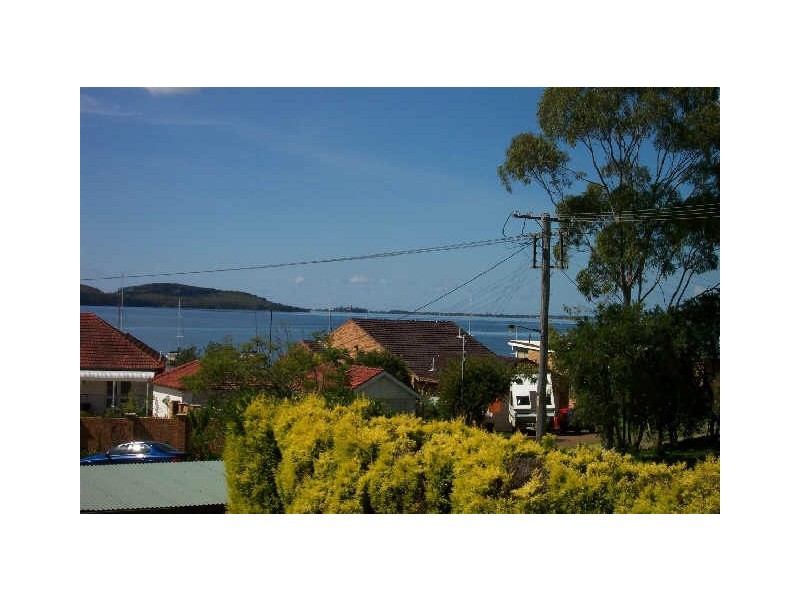 12 Renwick Street, Toronto NSW 2283